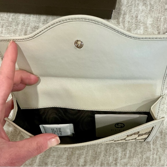 ✨💎NWT💎✨ GUCCI GG SUKEY WALLET. FULL INCLUSION. PURCHASED IN STORE. - Picture 5 of 10